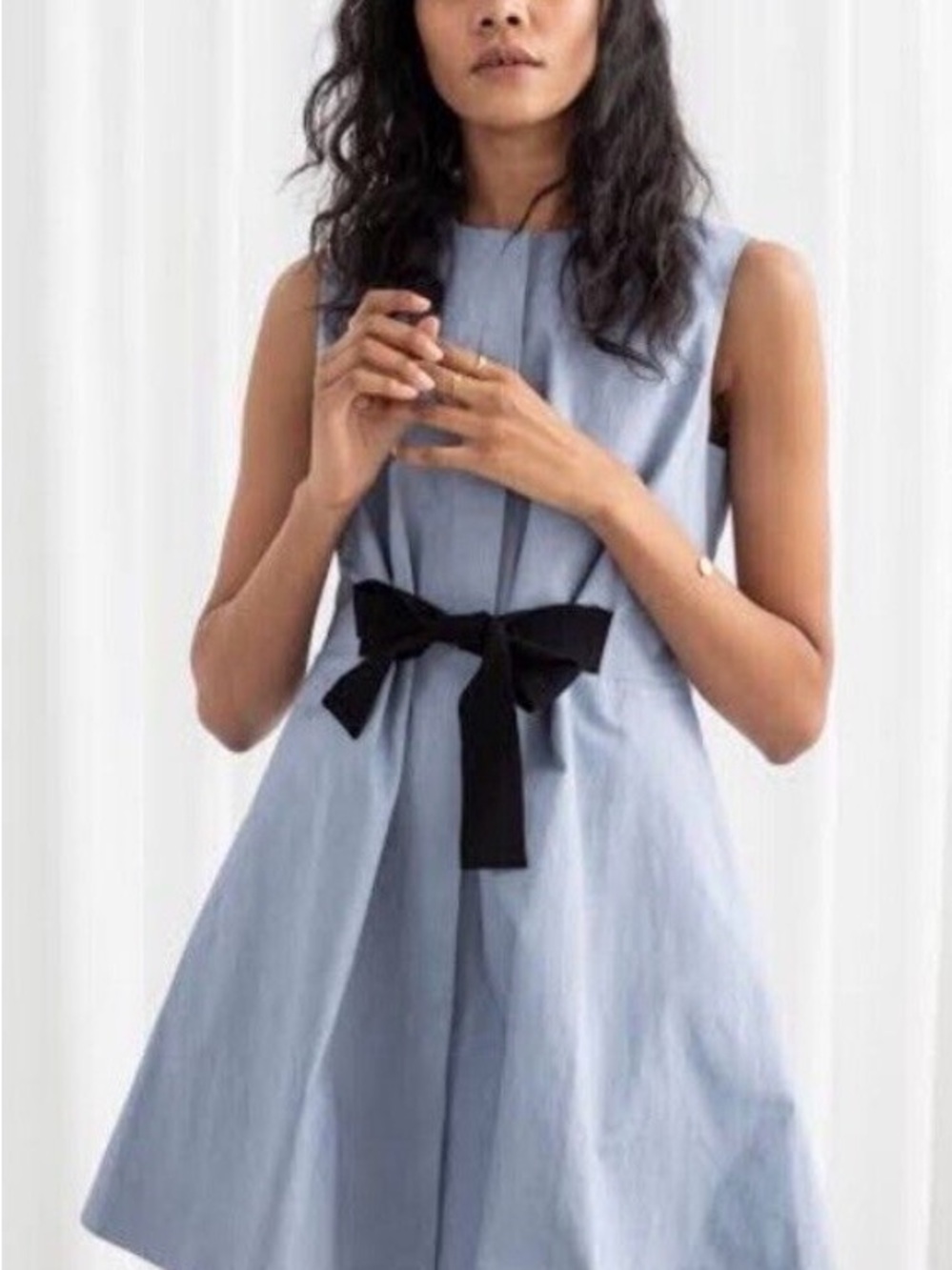 & Other Stories Light Blue Sleeveless A-Line Dress with Black Waist Bow